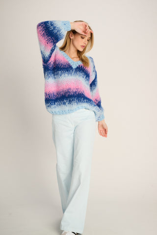 Alexandra Pullover V-Neck Degradé Pastel Blue / Cobalt / Pink