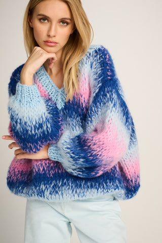 Alexandra Pullover V-Neck Degradé Pastel Blue / Cobalt / Pink
