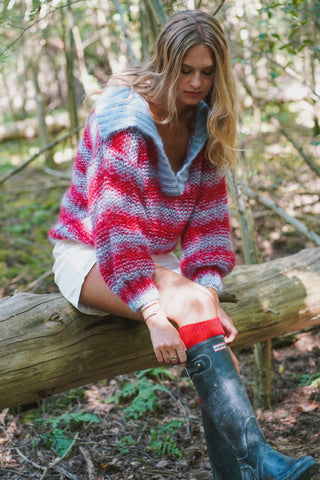 Luna Pullover - Red/Pastel blue