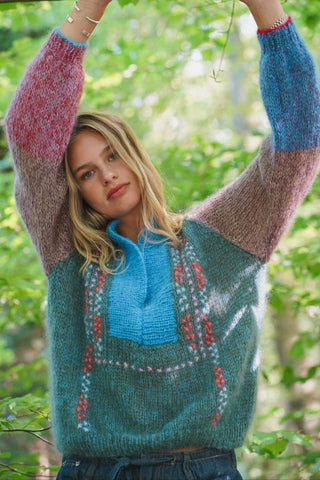 Alea Embroidery Pullover - Multicolor